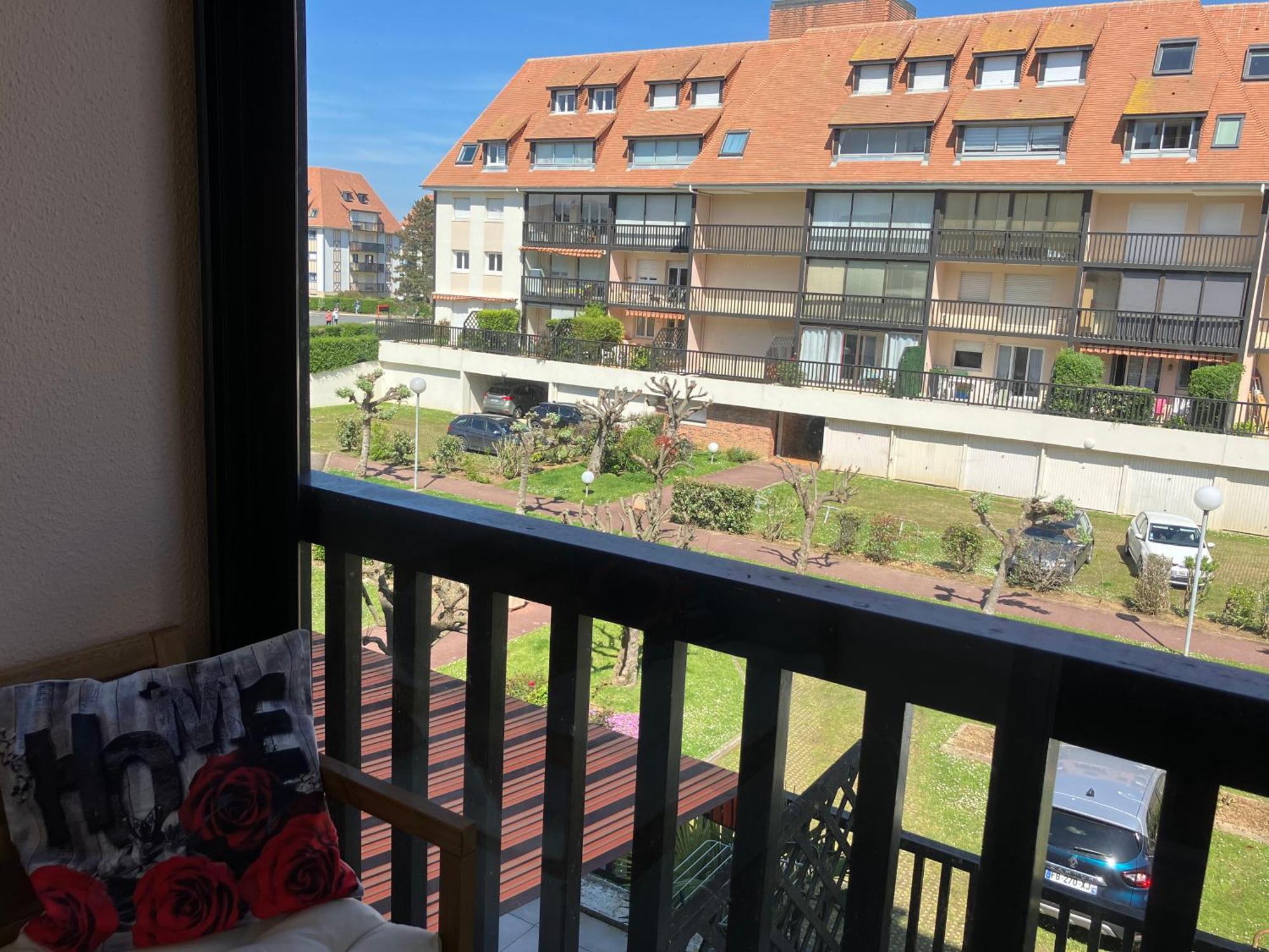 Appartement Neuf Beautiful Villers 1-4 Pers Avec Parking Prive Et A 200 M Plage Екстер'єр фото